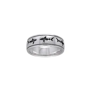 A mighty representation of the ocean ~ Sterling Silver Jewelry Shark School Ring TR3693