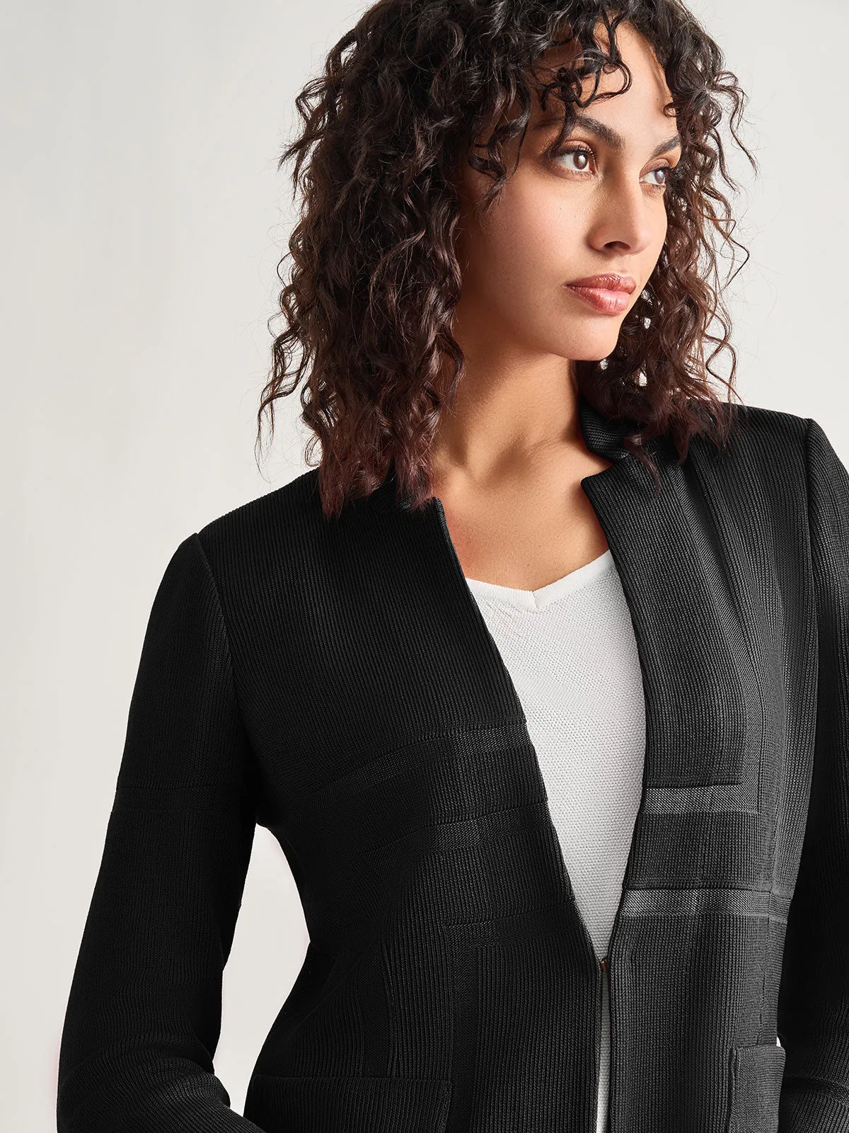 Sophisticated Inverted Notch Collar Tailored Knit Blazer for Women