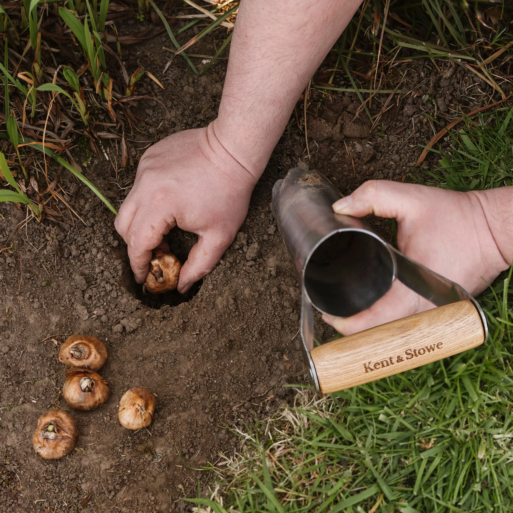 Kent & Stowe Stainless Steel Large Hand Bulb Planter