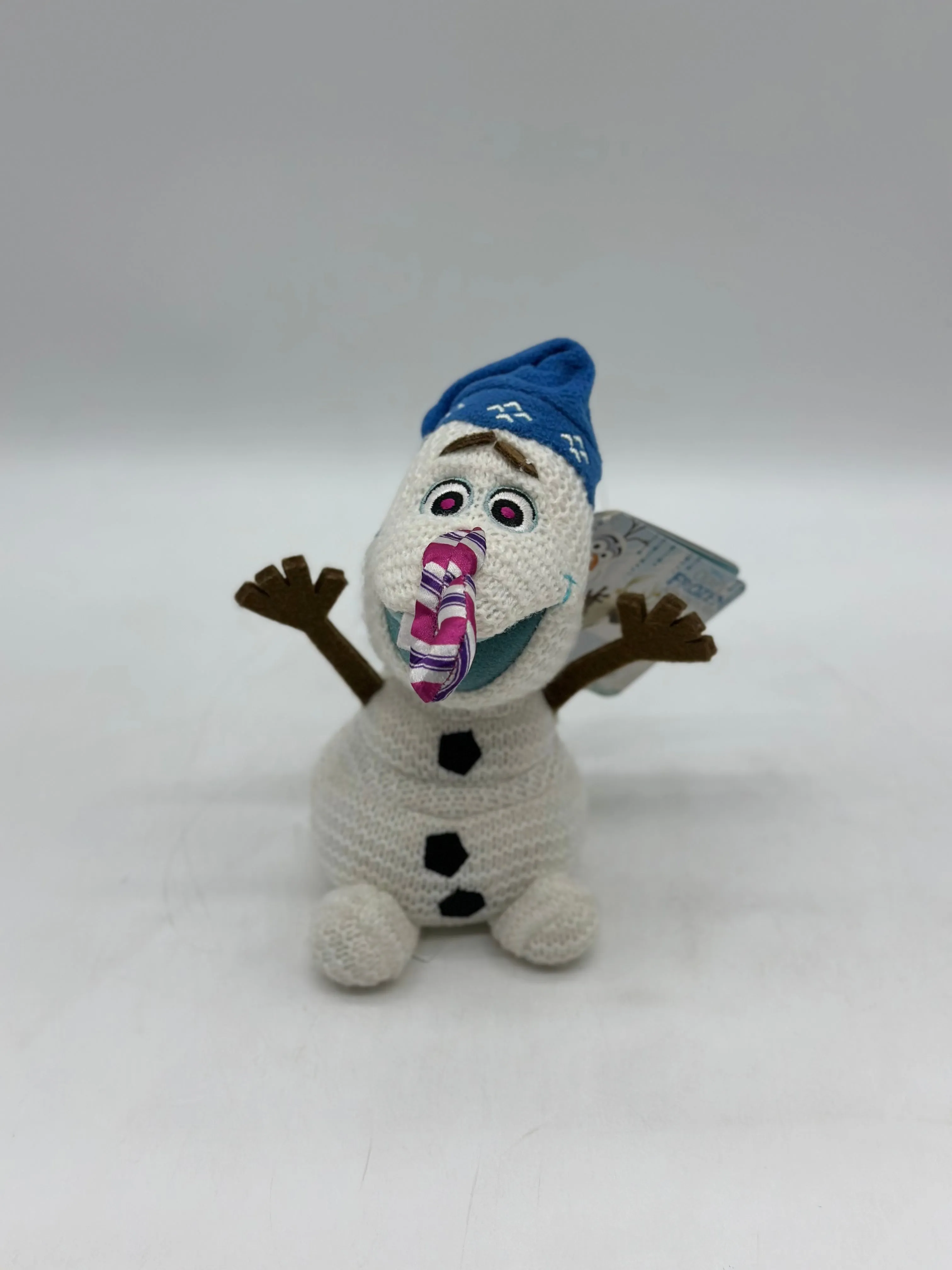 Olaf Adventure Plush Small